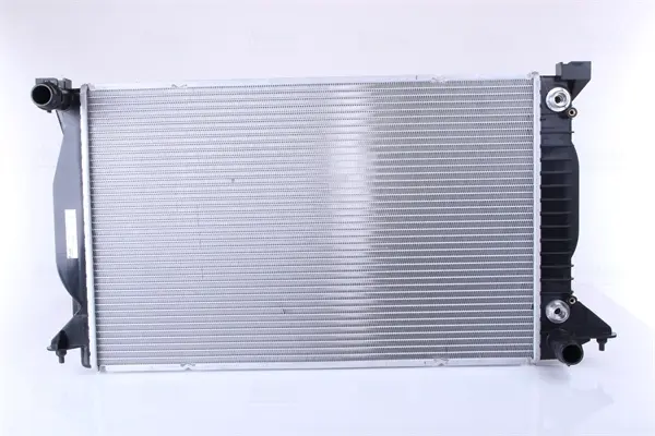 Радіатор охолодження AUDI A 4/S 4 (B6, B7) (00-) 2.5 TDi (вир-во Nissens) NISSENS 60303A (фото 1)
