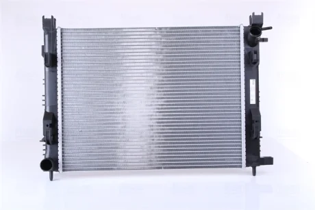 Радіатор охолодження RENAULT DUSTER (10-)/LODGY (12-) (вир-во Nissens) NISSENS 637624