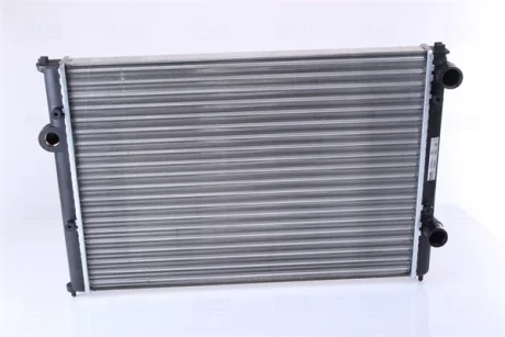 Радіатор охолодження VW PASSAT B4 (93-) (вир-во Nissens) NISSENS 652511