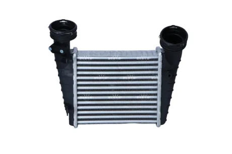 Радіатор інтеркулера VW Passat 1.8 00-05 NRF 30147A