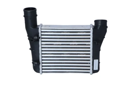 Радіатор інтеркулера Audi A4/A6 1.9/2.0D 00-09 NRF 30148A