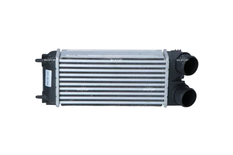 Радіатор інтеркулера Citroen C4/Peugeot 3008/308/5008 1.6 THP 07- NRF 30191