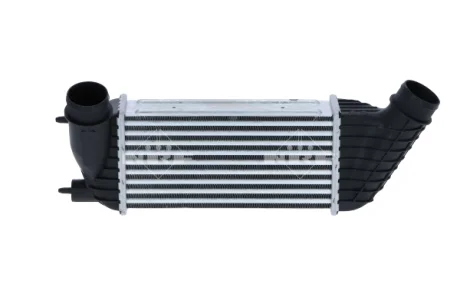 Радіатор інтеркулера Citroen Jumper/Fiat Scudo/Peugeot Expert 1.6/2.0/2.2D Multijet/HDi 06- NRF 30192