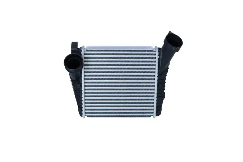 Радіатор інтеркулера Audi Q7/Porsche Cayenne 4.2TDI/S4.5 02-18 NRF 30293 (фото 1)