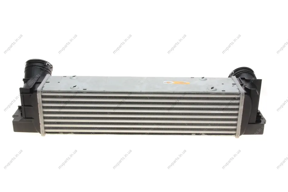 Радіатор інтеркулера BMW (E90/E92/E91)/X1 (E84) 2.0D/3.0D 06-15 M57/N47 NRF 30386 (фото 1)