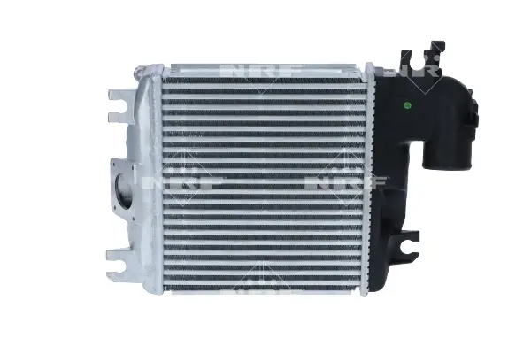 Радіатор інтеркулера Toyota Hilux 2.5/3.0 04-15 NRF 30455 (фото 1)