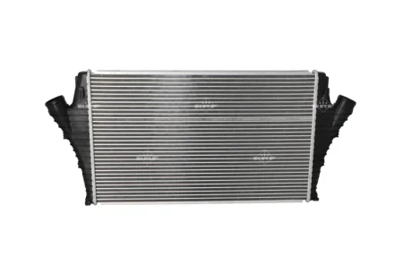 Радіатор інтеркулера Opel Vectra/Signum 2.0T/2.2DTI 02-08/Cadillac BLS 2.0T 06- NRF 30858