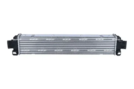 Радіатор інтеркулера Audi A4/A6/Q5 18- NRF 309085