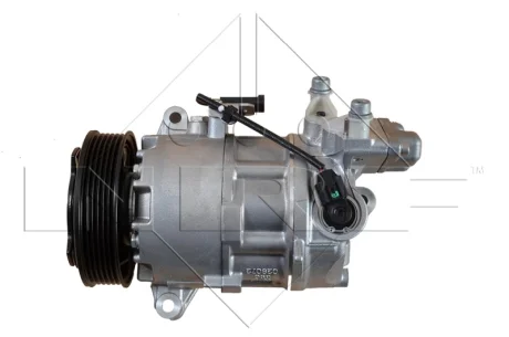 Компресор кондиціонера BMW 3 (E90)/X1 (E84) 1.6/2.0 N45/N46 05-15 NRF 32463