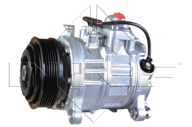 Компресор кондиціонера BMW 3 (F30/F80) 2.0i/3.0d (N57/N26/N57/N20) 12- (6PK/d=110mm) NRF 32862 (фото 1)