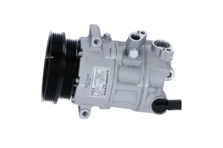 Компресор кондиціонера VW Jetta 2.5FSI 10-/Audi TT 2.5 RS 09-14/Q3 2.5 RS 13-18 NRF 32970