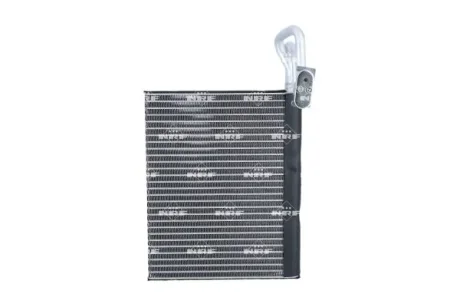 Радіатор кондиціонера BMW X5 (E70/F15/F85)/X6 (E71/E72/F16/F86) 06- (випаровувач) NRF 36200
