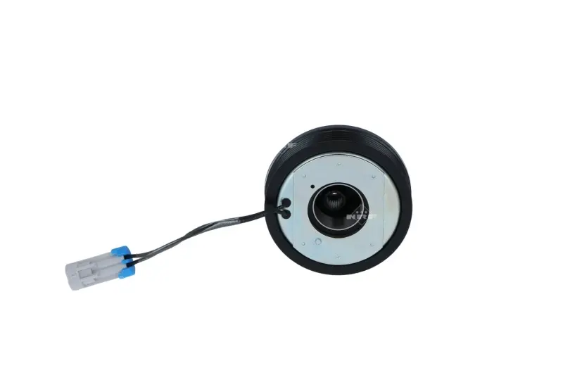 Шків компресора кондиціонера Opel Astra G/Zafira 1.7CDTI 04-15 NRF 380001 (фото 1)