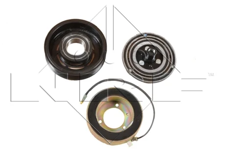 Шків компресора кондиціонера Volvo C70/S60/S70/V70 97-08 NRF 380020