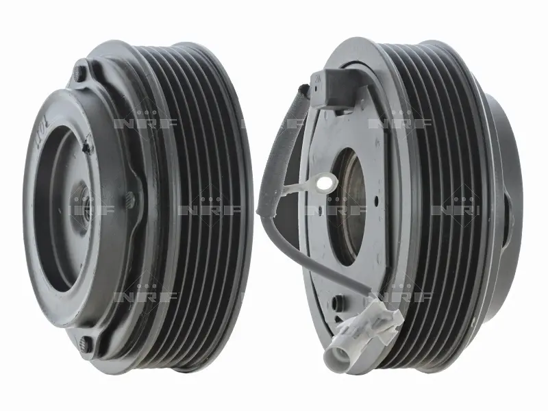 Шків компресора кондиціонера BMW 3 (F30/F80)/5 (F10//F11)/7 (F01/F02/F03) 2.0i/3.0D 08-18 NRF 380104 (фото 1)