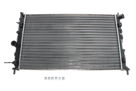 Радіатор охолодження Opel Vectra B 1.6-2.6 16V (Економ-клас) NRF 50563A