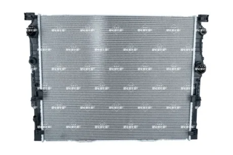 Радіатор охолодження BMW 5 (G30/F90) 16-/7 (G11/G12) 2.0i/3.0i (B48/B58/B46) 15- NRF 550220