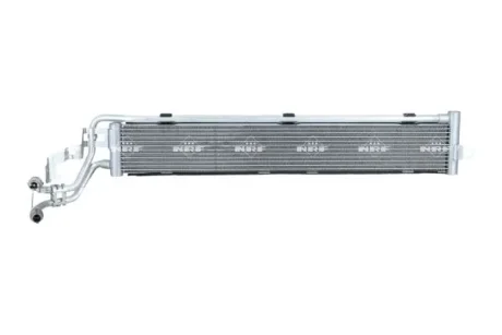 Радіатор охолодження VW Golf VII 14-/Passat B8 1.4 GTE Hybrid 15- NRF 550268