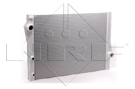 Радіатор охолодження BMW X5(E70) 3.0d-3.5i 07- NRF 58467