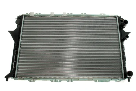 Радіатор охолодження Audi 80/100/A6 90-97 NRF 58868