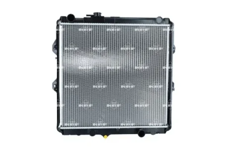 Радіатор охолодження Toyota Hilux VI 2.5 D-4D 01-05 NRF 59312