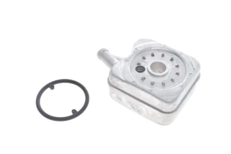 Радіатор масляний VW T4/LT 2.5TDI/Crafter 88-136PS (теплообмінник) 7.09269.27.0 PIERBURG 7-09269-27-0