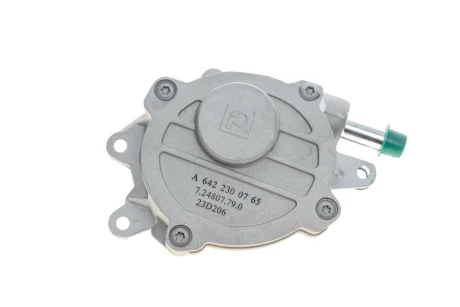 Насос вакуумний MB E-class (W212) 11-15 (OM642) 7.24807.79.0 PIERBURG 7-24807-79-0
