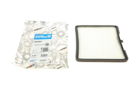 Фільтр салону Hyundai i10 1.0-1.2 07- KIA Picanto 1.0-1.2 04- PURFLUX Purflux AH301