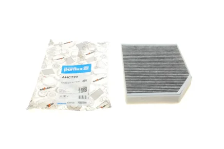 Фільтр салону BMW 3 (G20/G20)/X3 (G01/F97)/X4 (G02/F98) 17- (вугільний) PURFLUX Purflux AHC729