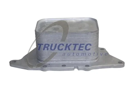 Радіатор масляний BMW 1 (F20/F21)/2 (F45) 1.5/2.0D 15- B37/B38/B46/B48 AUTOMOTIVE 08.18.032 TRUCKTEC 08-18-032