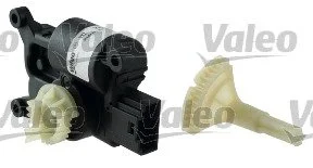 Моторчик заслонки пічки Audi A3/Q3/Skoda Octavia/VW Golf VII/Passat 12- VALEO Valeo 715279
