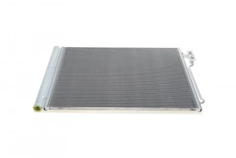 Радіатор кондиціонера BMW 5 (F10/F11/F18)/7 (F01/F02/F03/F04) 2.0/2.8 09-17 VALEO Valeo 814192
