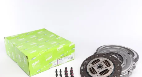 Демпфер + комплект зчеплення Opel Astra H/Vectra C 1.9 CDTI 04- (z=20/d=239) VALEO Valeo 835148