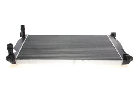 Радіатор охолодження Audi A4 1.6-2.0/1.9/2.0TDI 00-09/Seat Exeo 08-13 VAN WEZEL Van Wezel 03002201