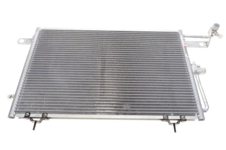 Радіатор кондиціонера Audi 100/A6 1.8-4.2 90-97 VAN WEZEL Van Wezel 03005117