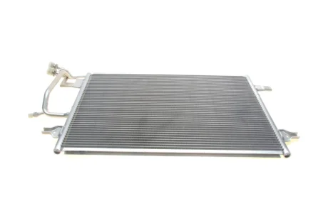 Радіатор кондиціонера VW Passat 1.6-2.8 94- VAN WEZEL Van Wezel 03005140