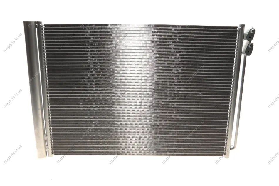Радіатор кондиціонера BMW 5 (F10/F11)/6 (F12/F13) 08-18 B47/N20/N47/N53/N54/N55/N57/N63 VAN WEZEL Van Wezel 06005370 (фото 1)