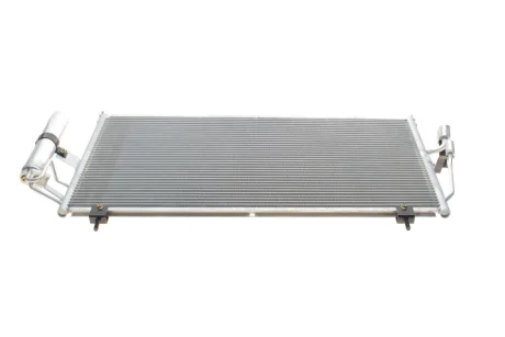 Радіатор кондиціонера (з осушувачем) Mitsubishi Outlander 2.0/2.4 02-06 VAN WEZEL Van Wezel 32005213