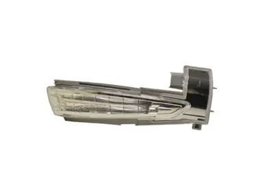 Повторювач повороту на дзеркало Citroen C3/C4/Peugeot 508 10- (R) (білий) VAN WEZEL Van Wezel 4068916 (фото 1)